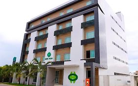 Oasis Hotel